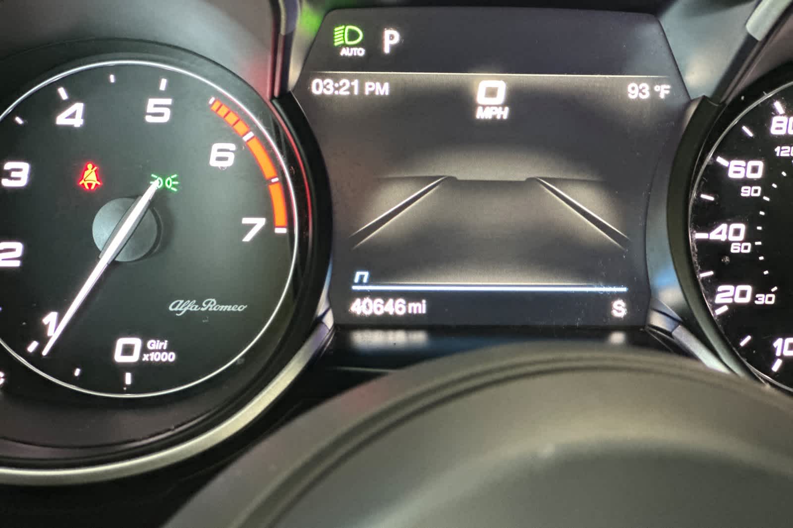 Thumbnail: 2022 Alfa Romeo Stelvio - 30