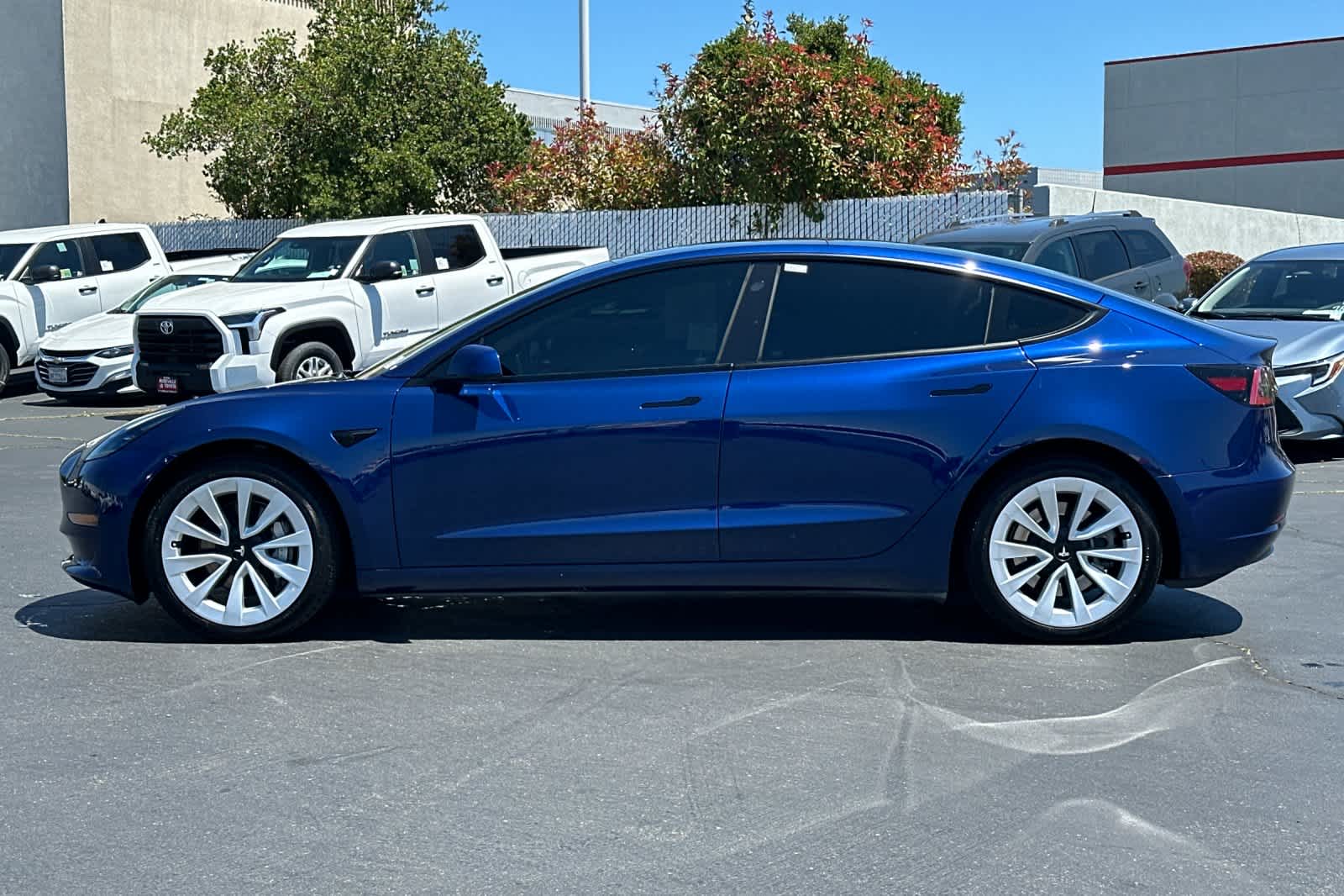 Thumbnail: 2023 Tesla Model 3 - 9