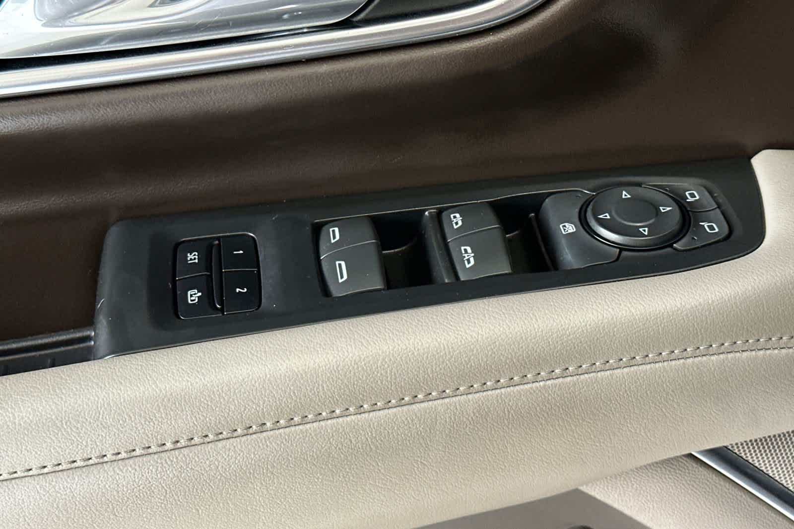 Thumbnail: 2021 Chevrolet Tahoe - 13