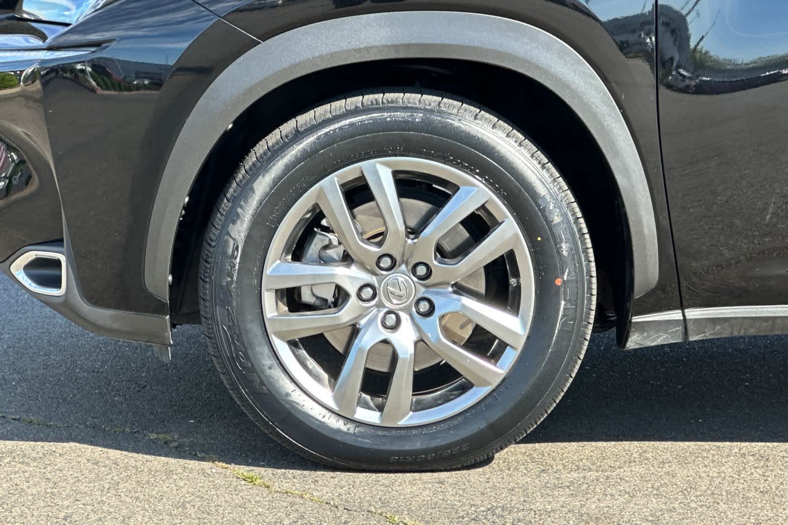 Thumbnail: 2016 Lexus NX - 32