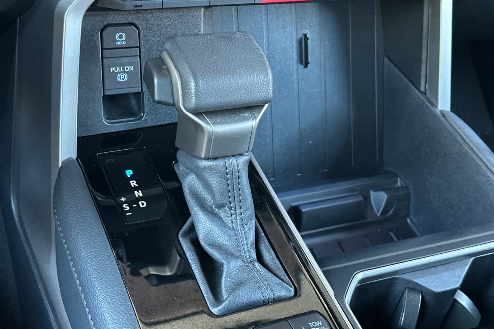 Thumbnail: 2024 Toyota Tundra - 21