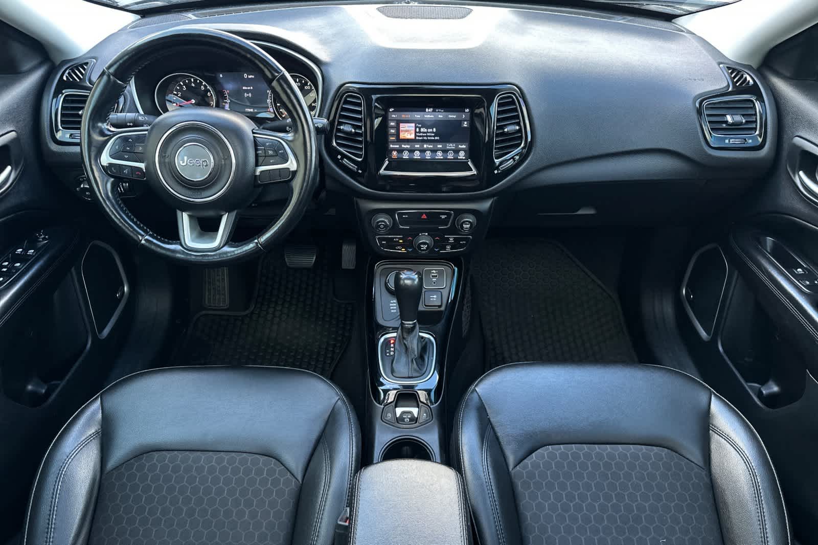 Thumbnail: 2021 Jeep Compass - 3