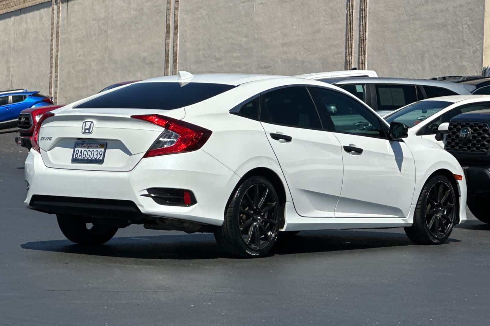Thumbnail: 2017 Honda Civic - 2