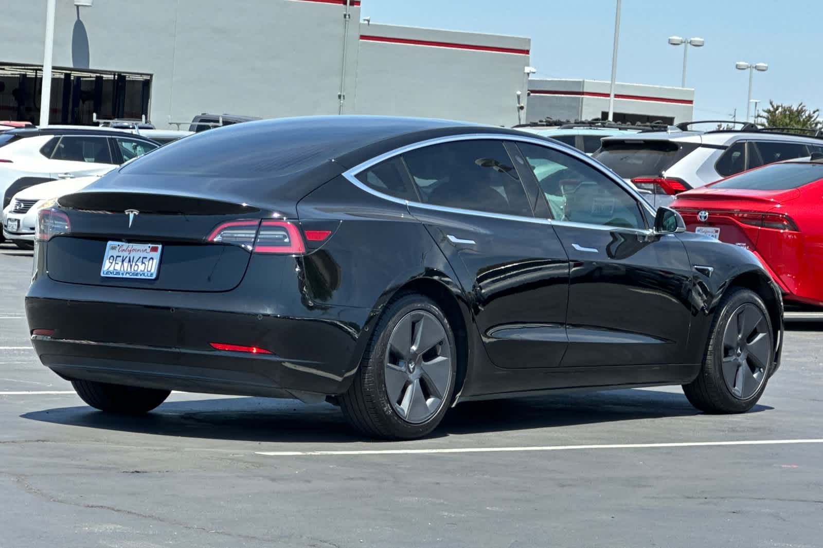 Thumbnail: 2019 Tesla Model 3 - 2