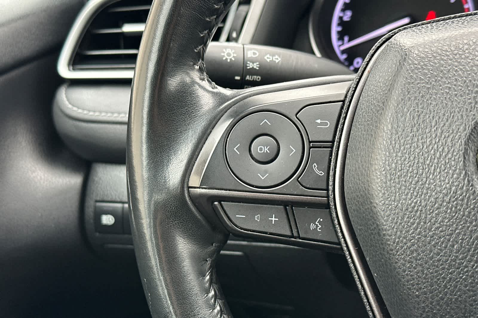 Thumbnail: 2023 Toyota Camry - 23