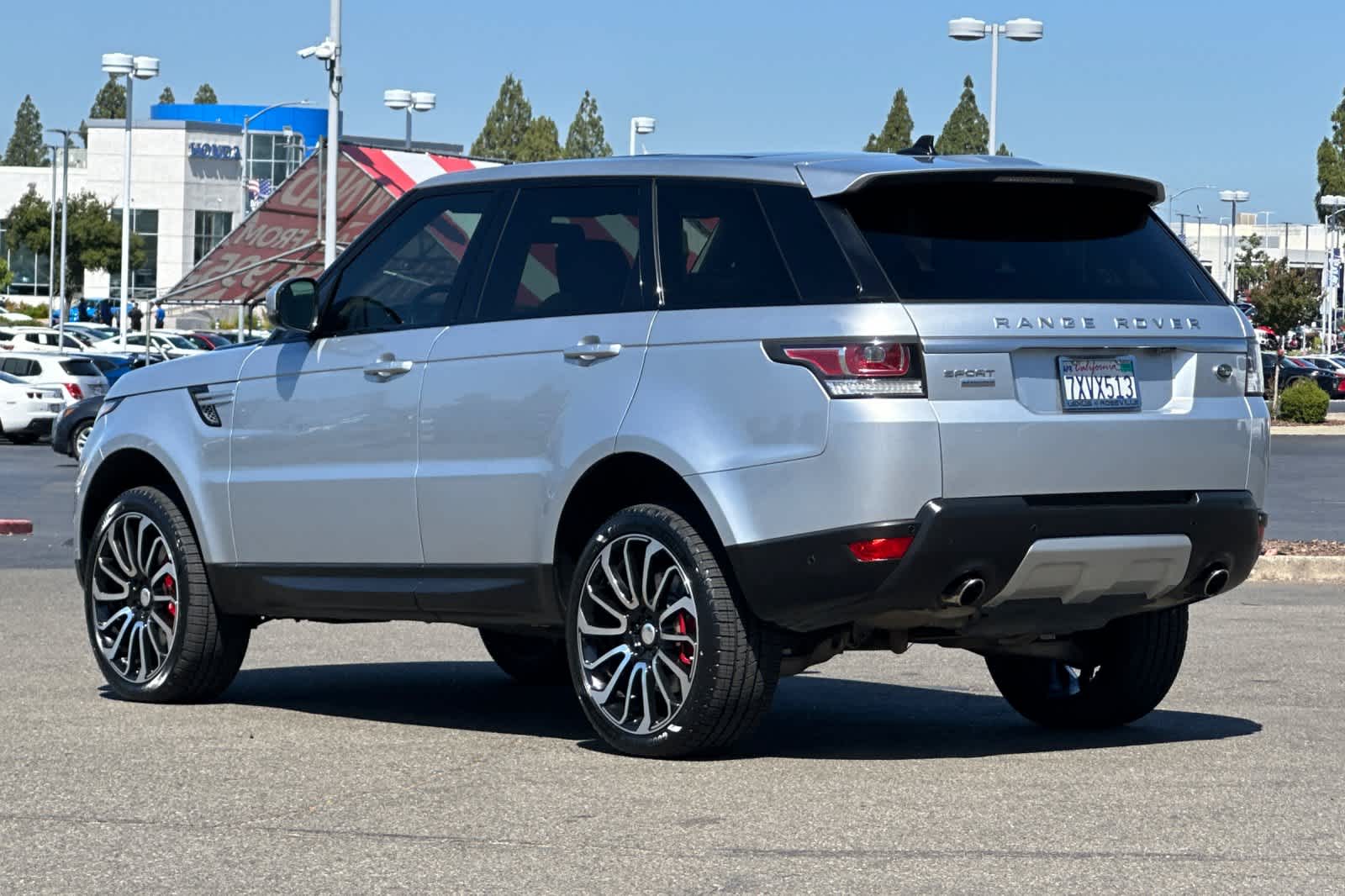 Thumbnail: 2016 Land Rover Range Rover Sport - 7