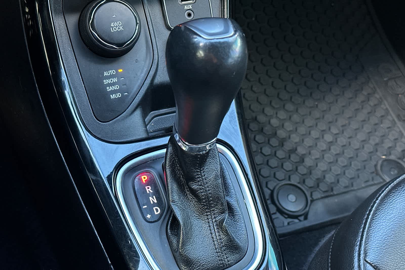 Thumbnail: 2021 Jeep Compass - 23