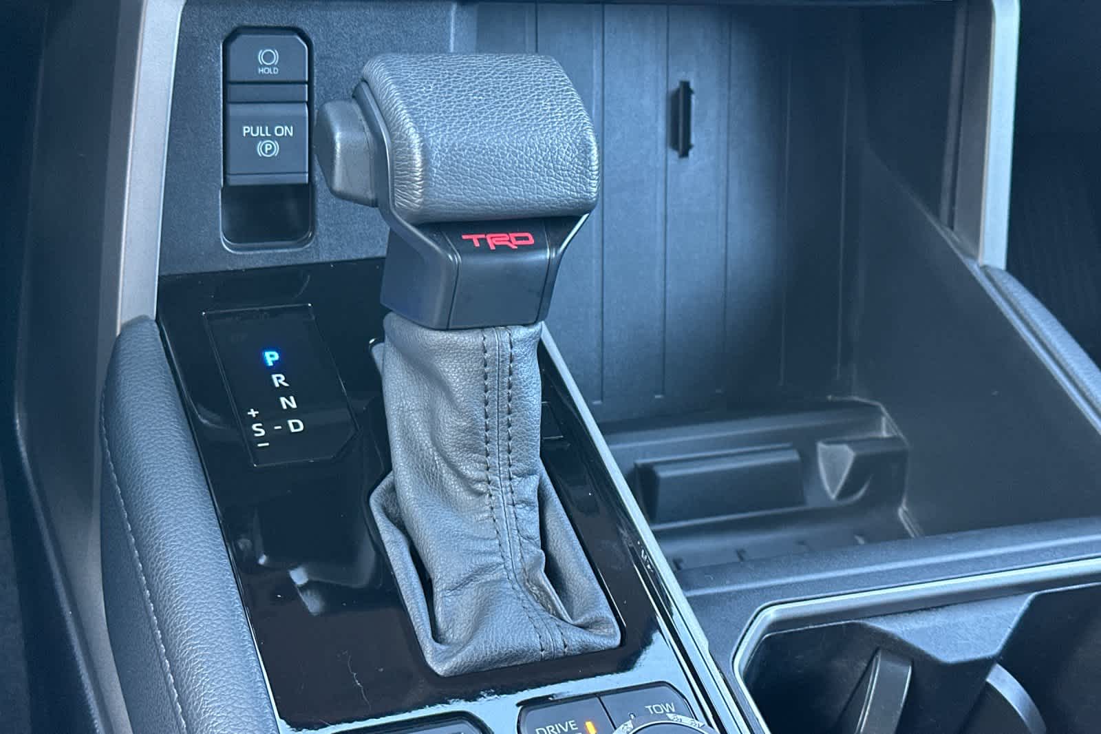 Thumbnail: 2022 Toyota Tundra - 21