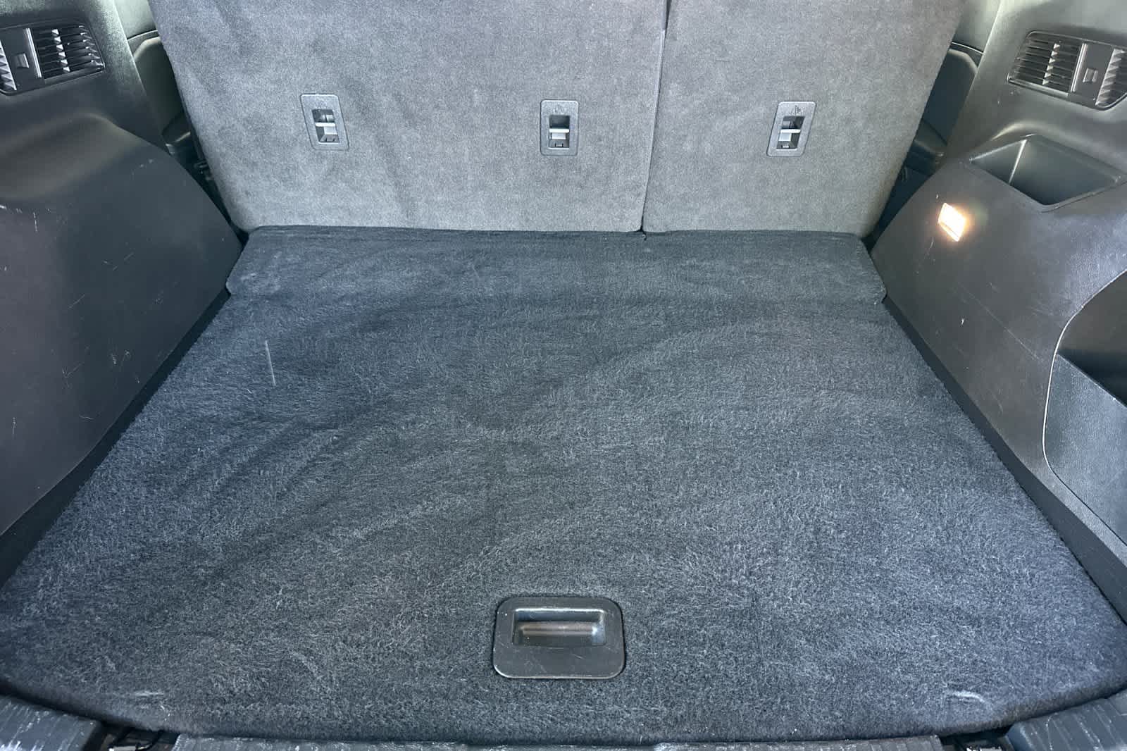 Thumbnail: 2024 Ford Edge - 16