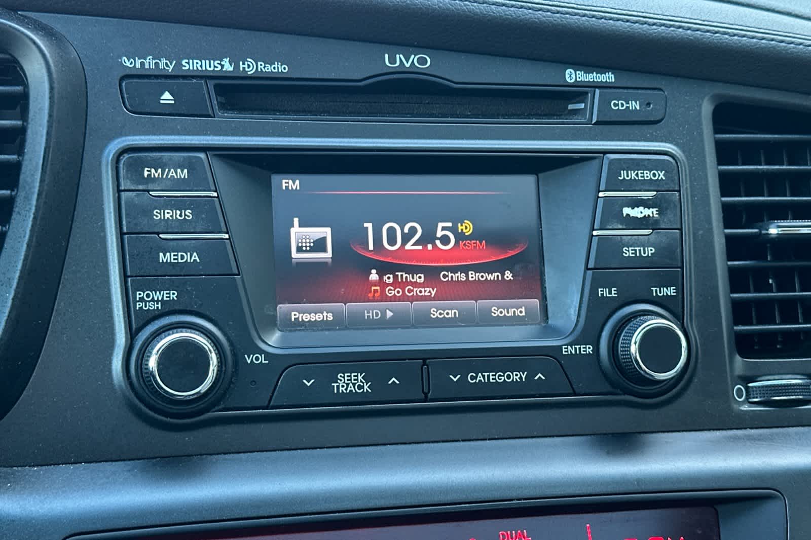 Thumbnail: 2013 Kia Optima - 20