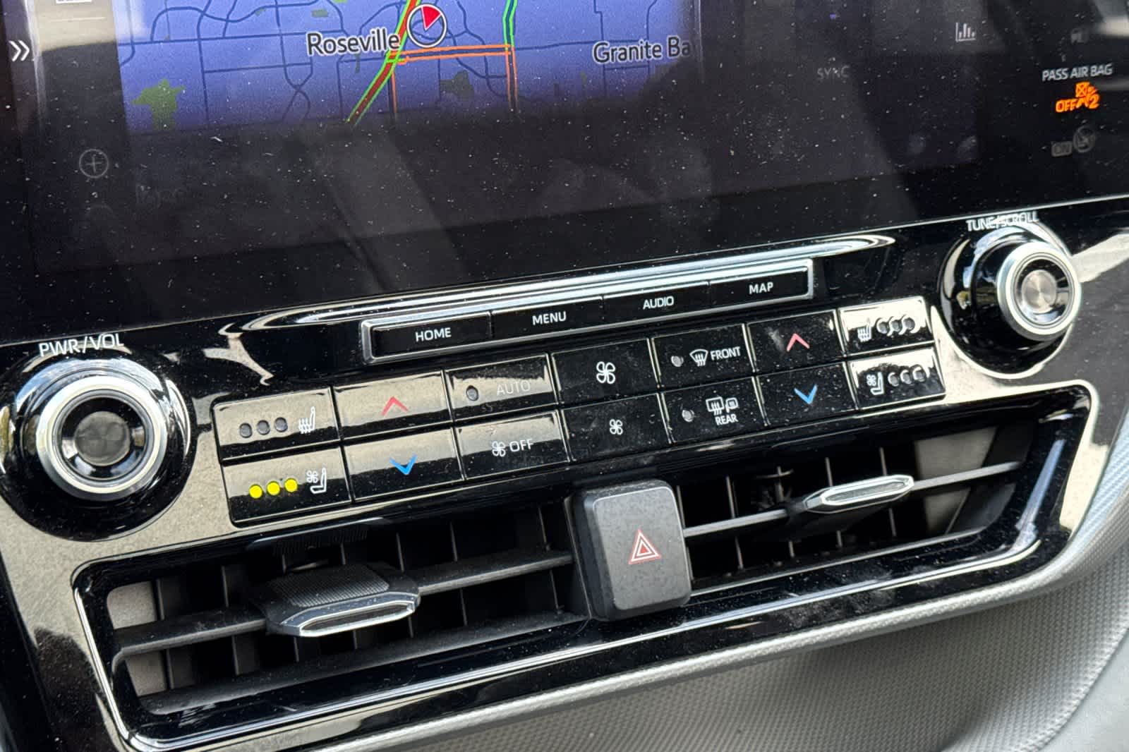 Thumbnail: 2021 Toyota Highlander - 23