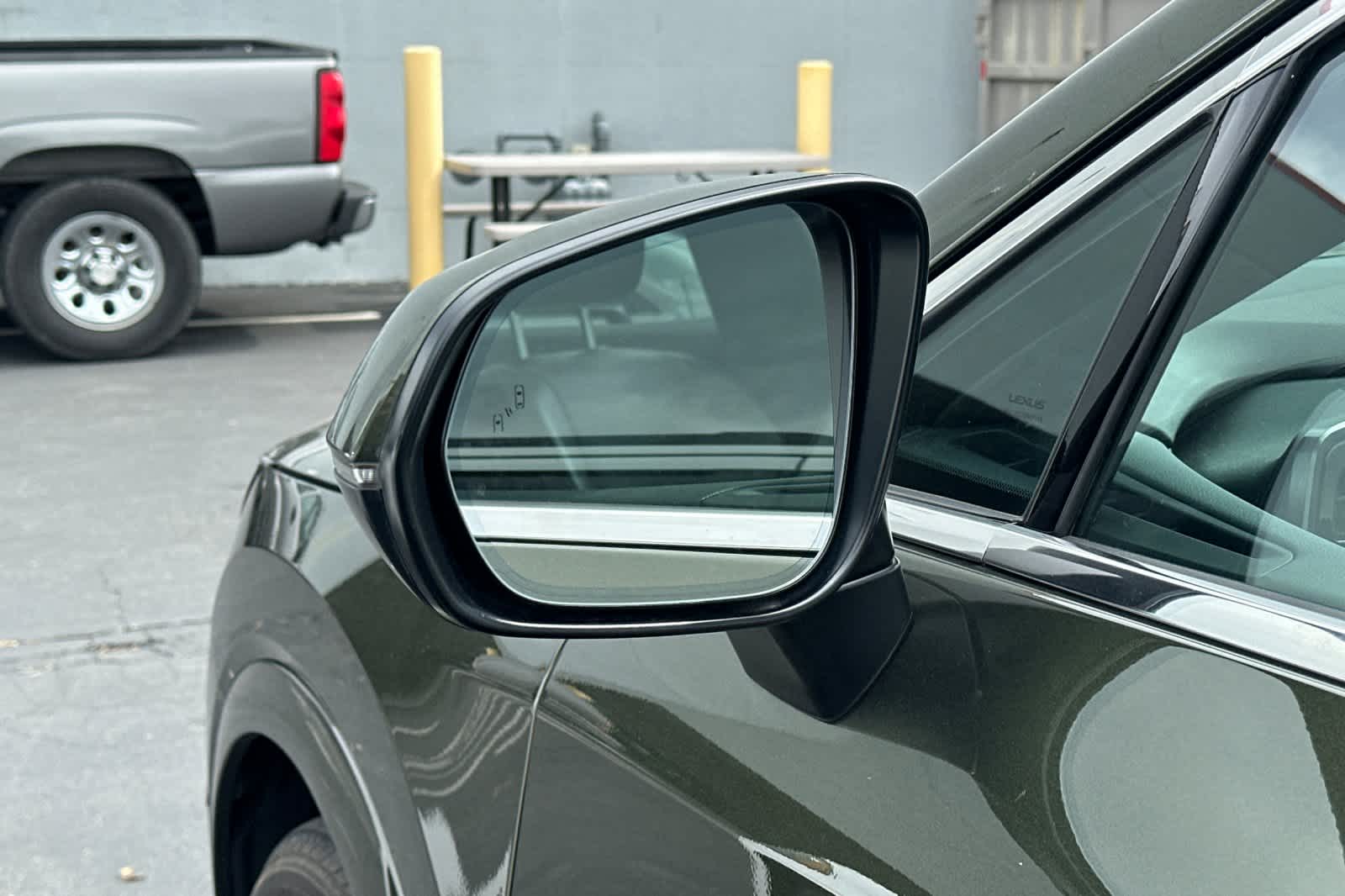 Thumbnail: 2024 Lexus RX - 20