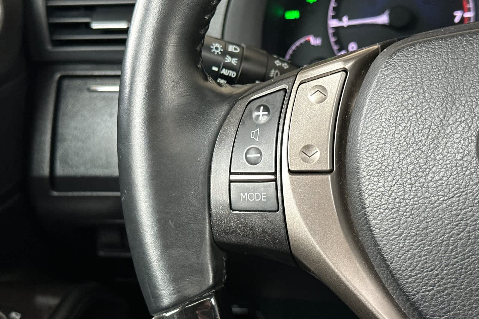 Thumbnail: 2014 Lexus RX - 27