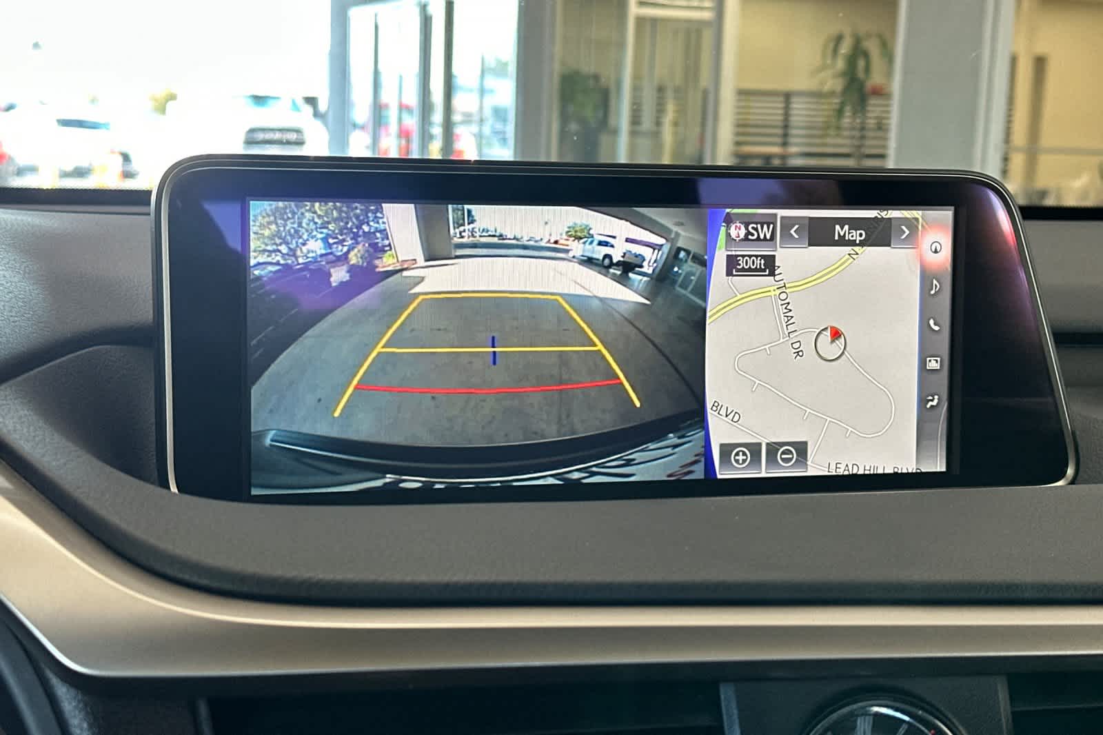 Thumbnail: 2019 Lexus RX - 22