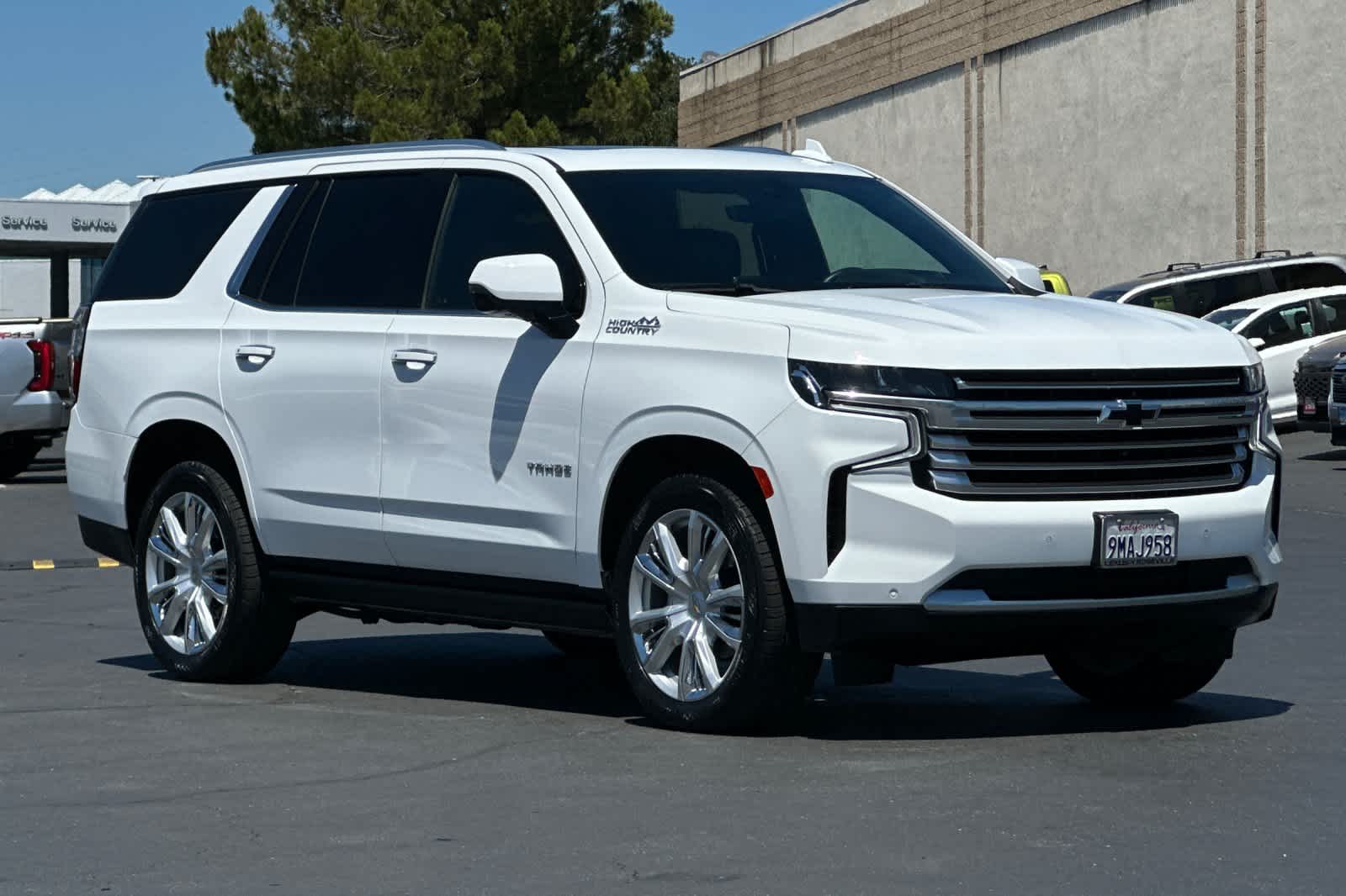 Thumbnail: 2024 Chevrolet Tahoe - 4