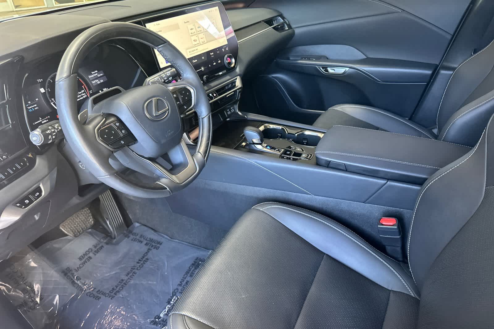 Thumbnail: 2025 Lexus RX - 11