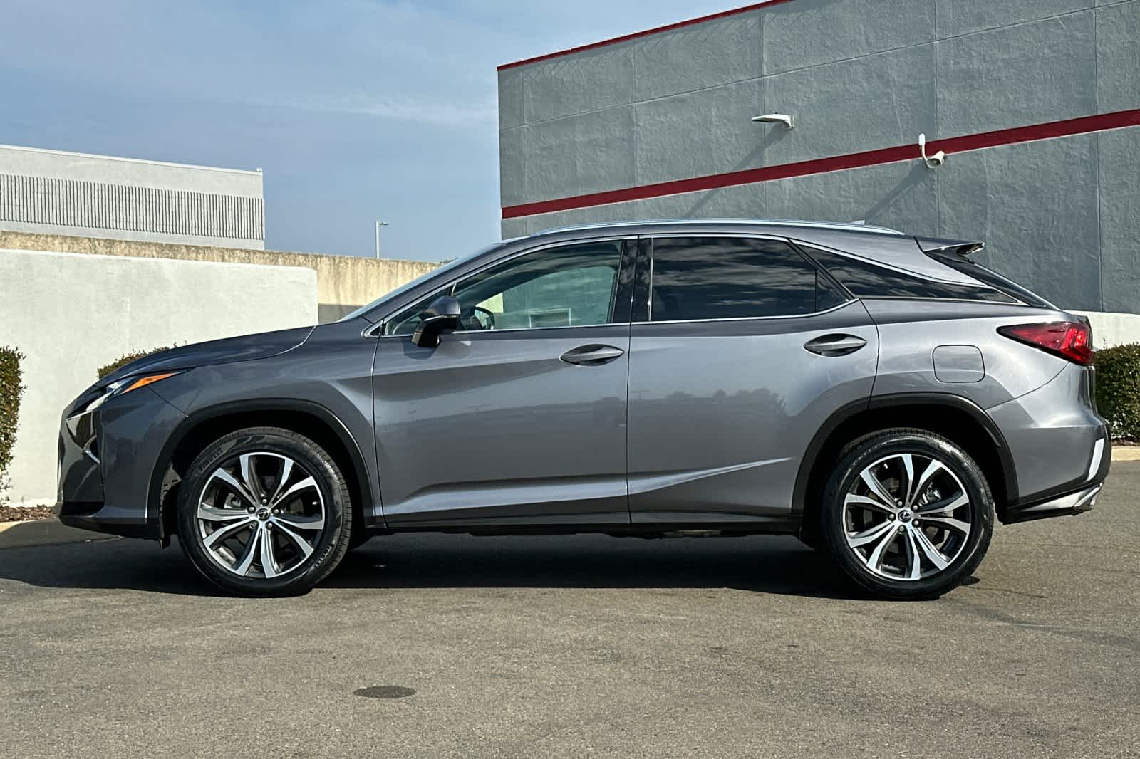 Thumbnail: 2019 Lexus RX - 9