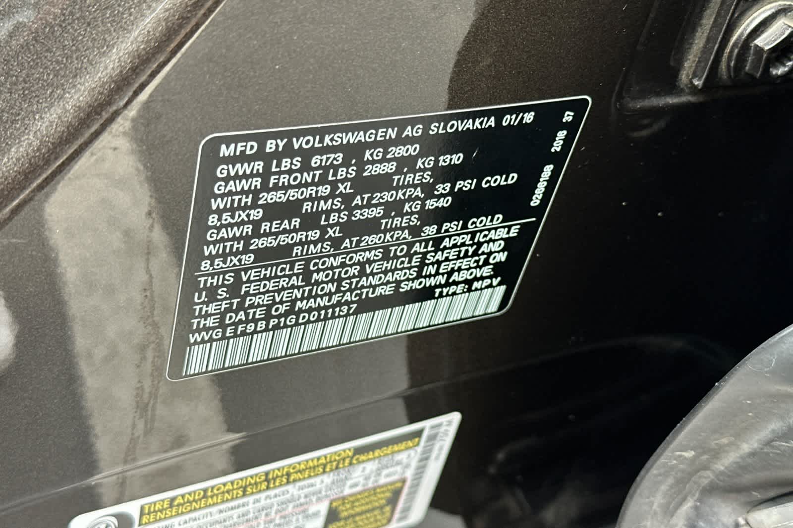 Thumbnail: 2016 Volkswagen Touareg - 35