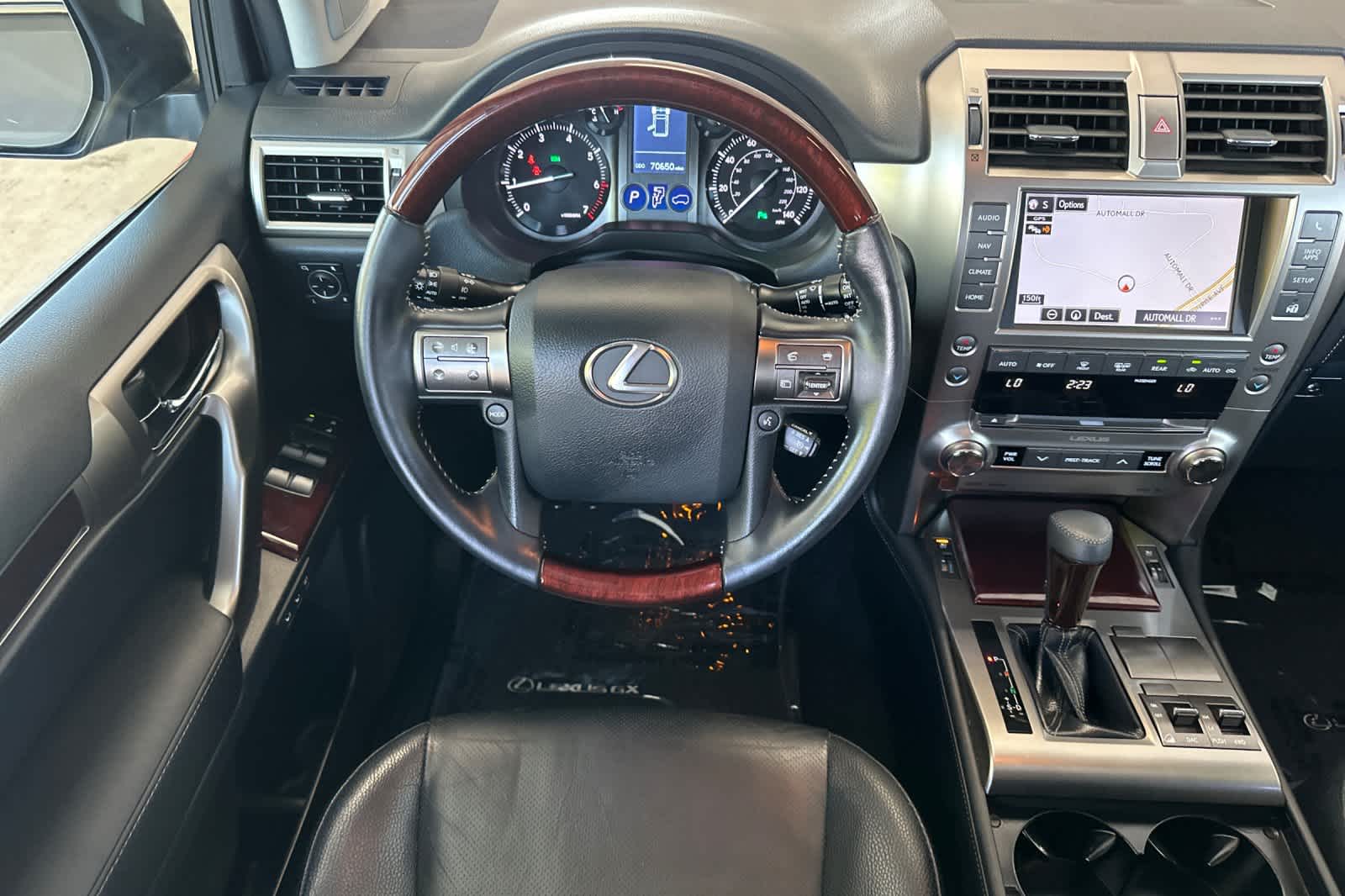 Thumbnail: 2015 Lexus GX - 14