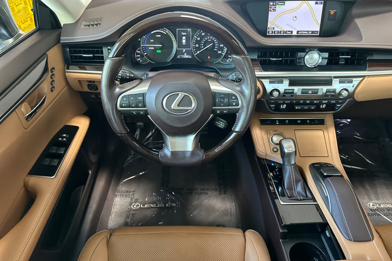 Thumbnail: 2016 Lexus ES - 15