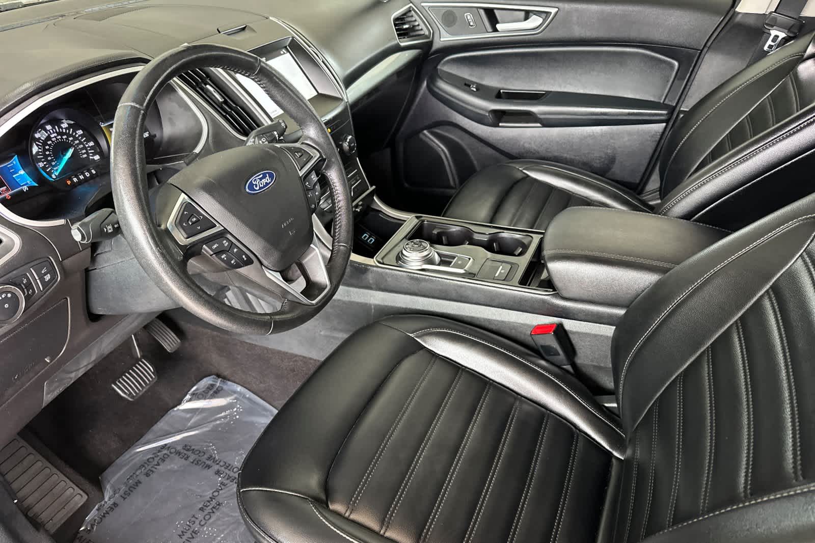 Thumbnail: 2019 Ford Edge - 11