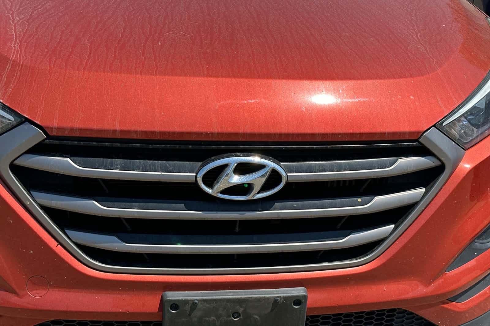 Thumbnail: 2016 Hyundai Tucson - 10