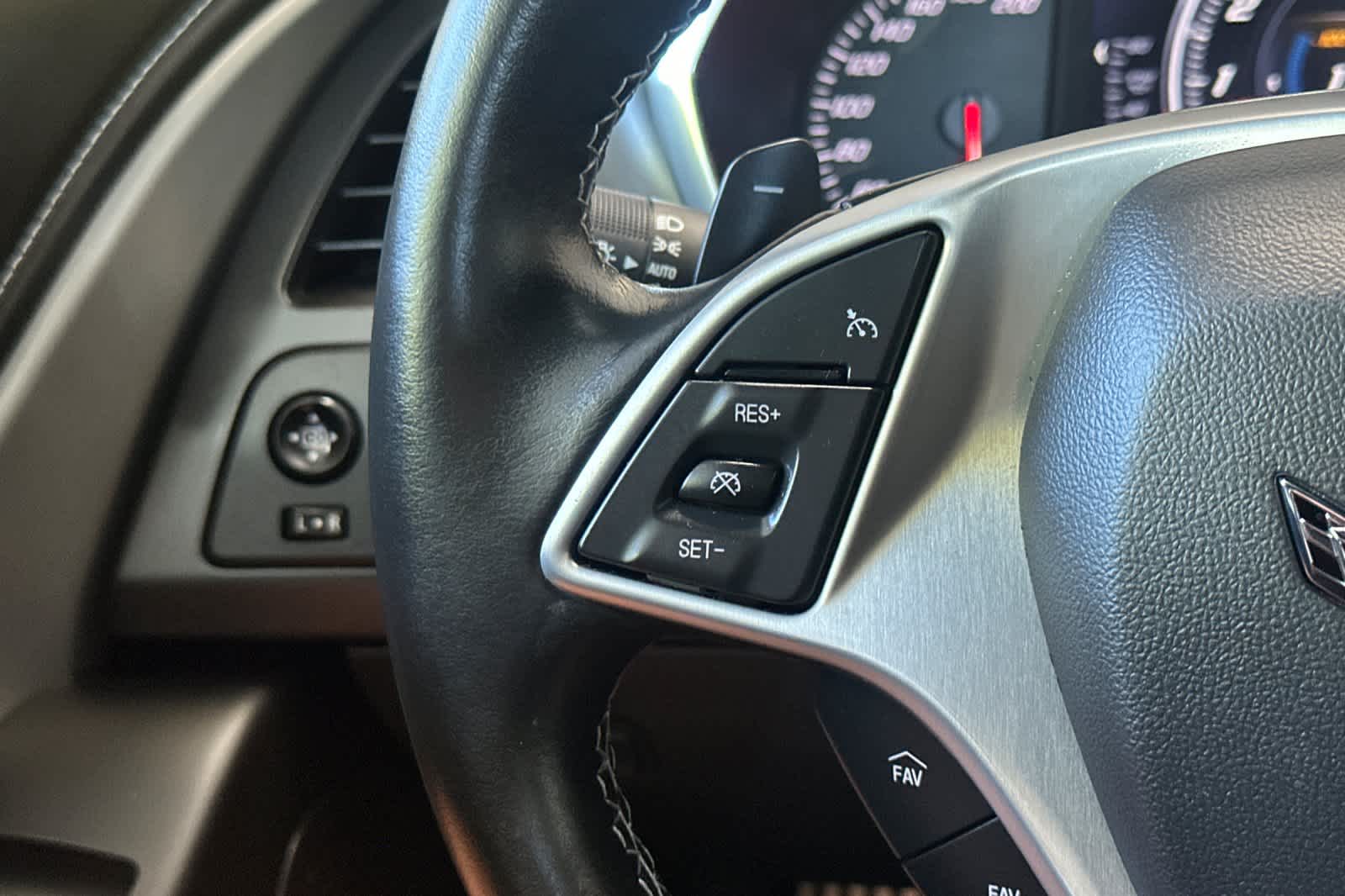 Thumbnail: 2015 Chevrolet Corvette - 23