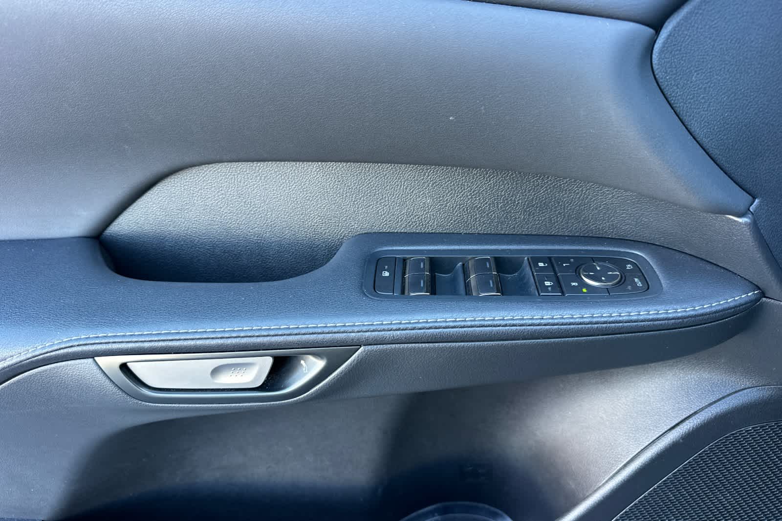 Thumbnail: 2025 Lexus RX - 12