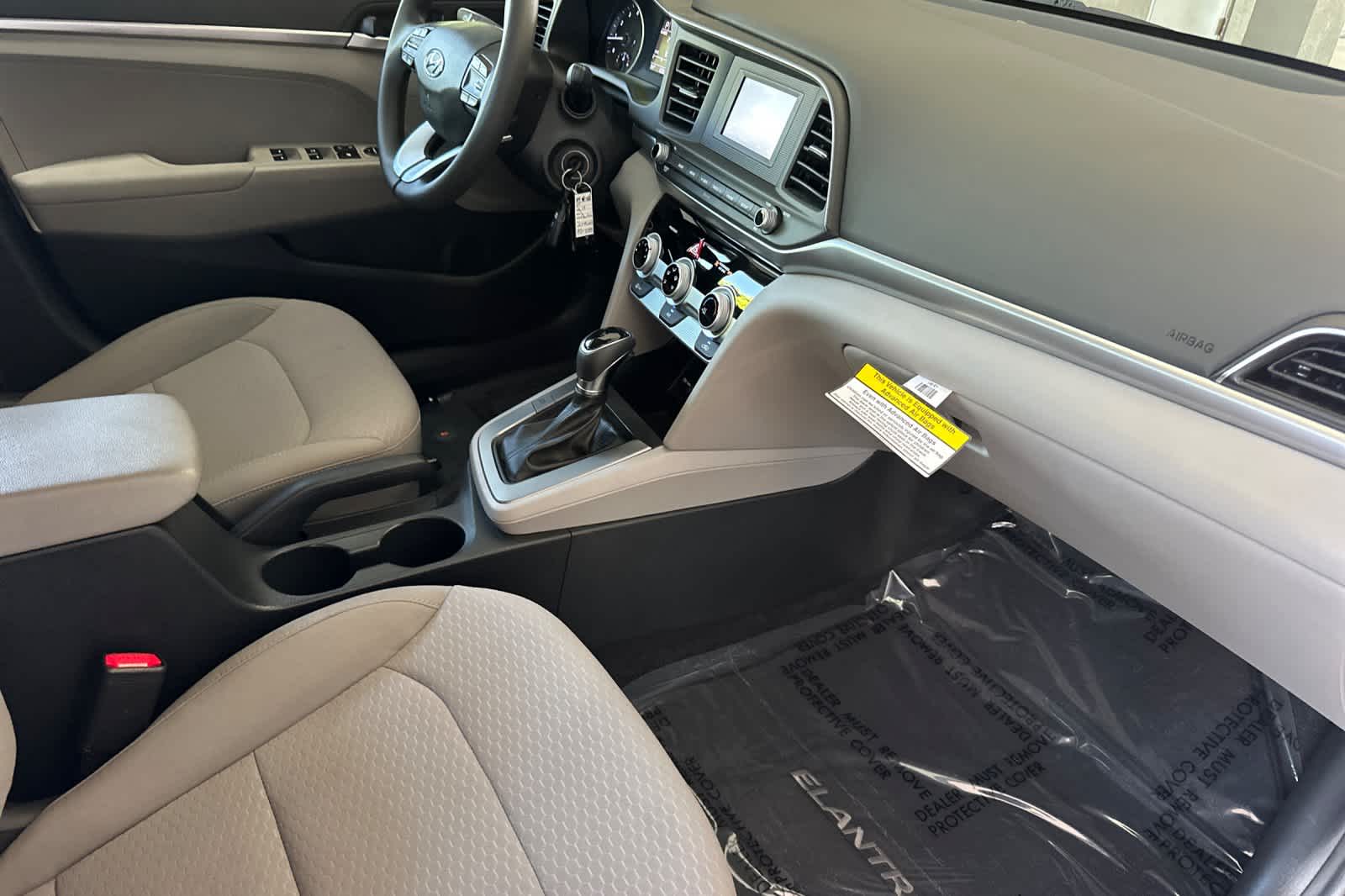 Thumbnail: 2019 Hyundai Elantra - 15