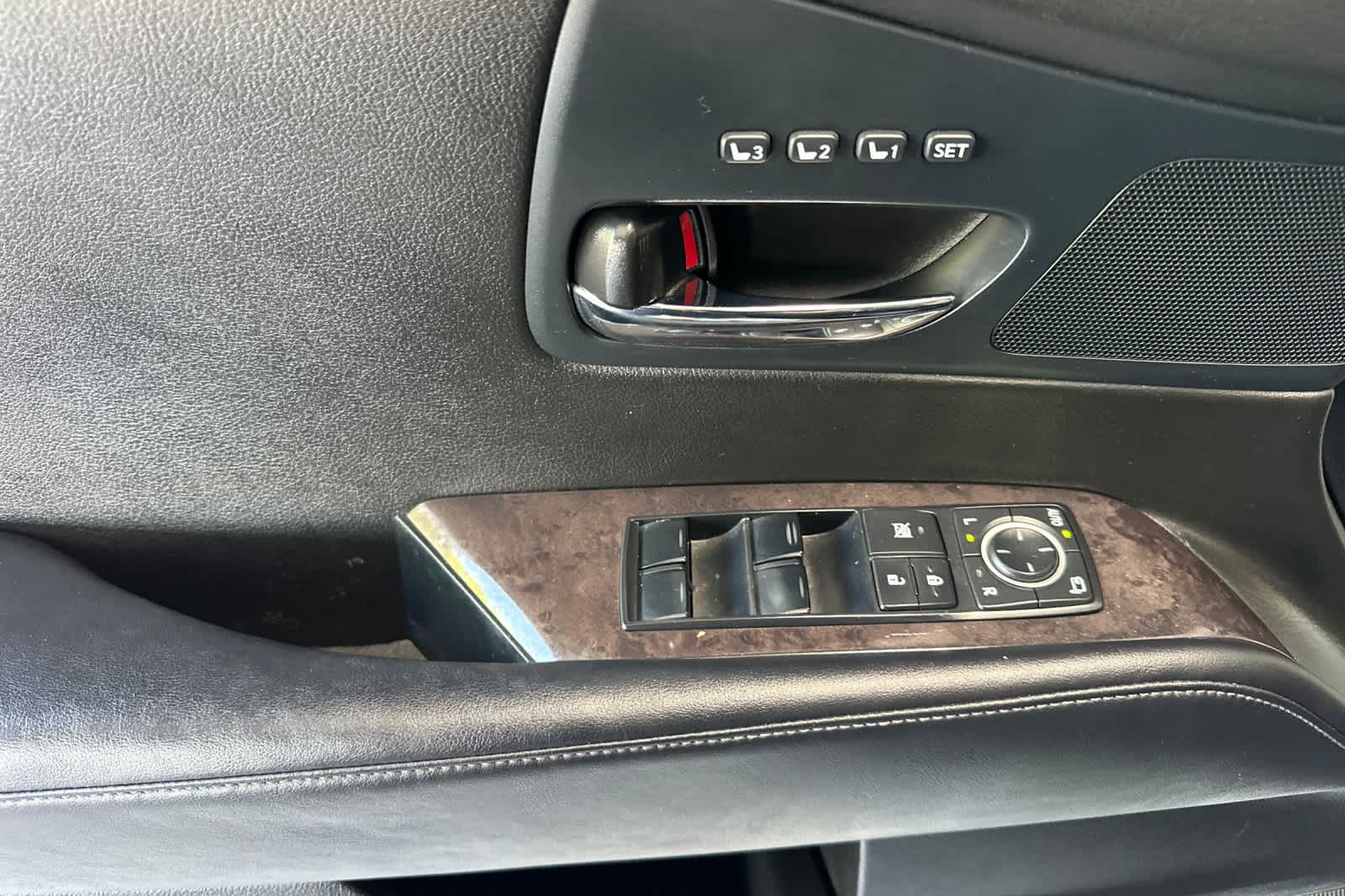 Thumbnail: 2015 Lexus RX - 12