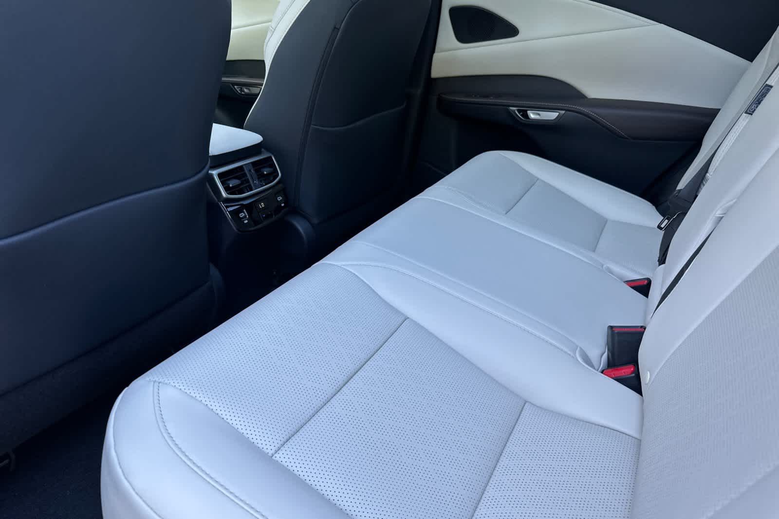 Thumbnail: 2026 Lexus RX - 4