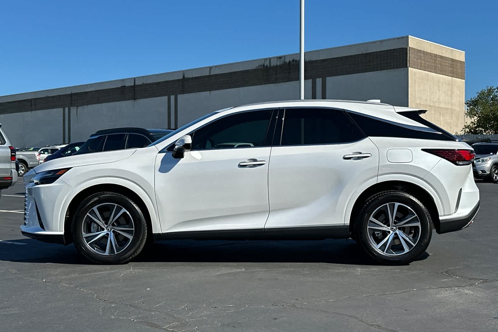 Thumbnail: 2023 Lexus RX - 9