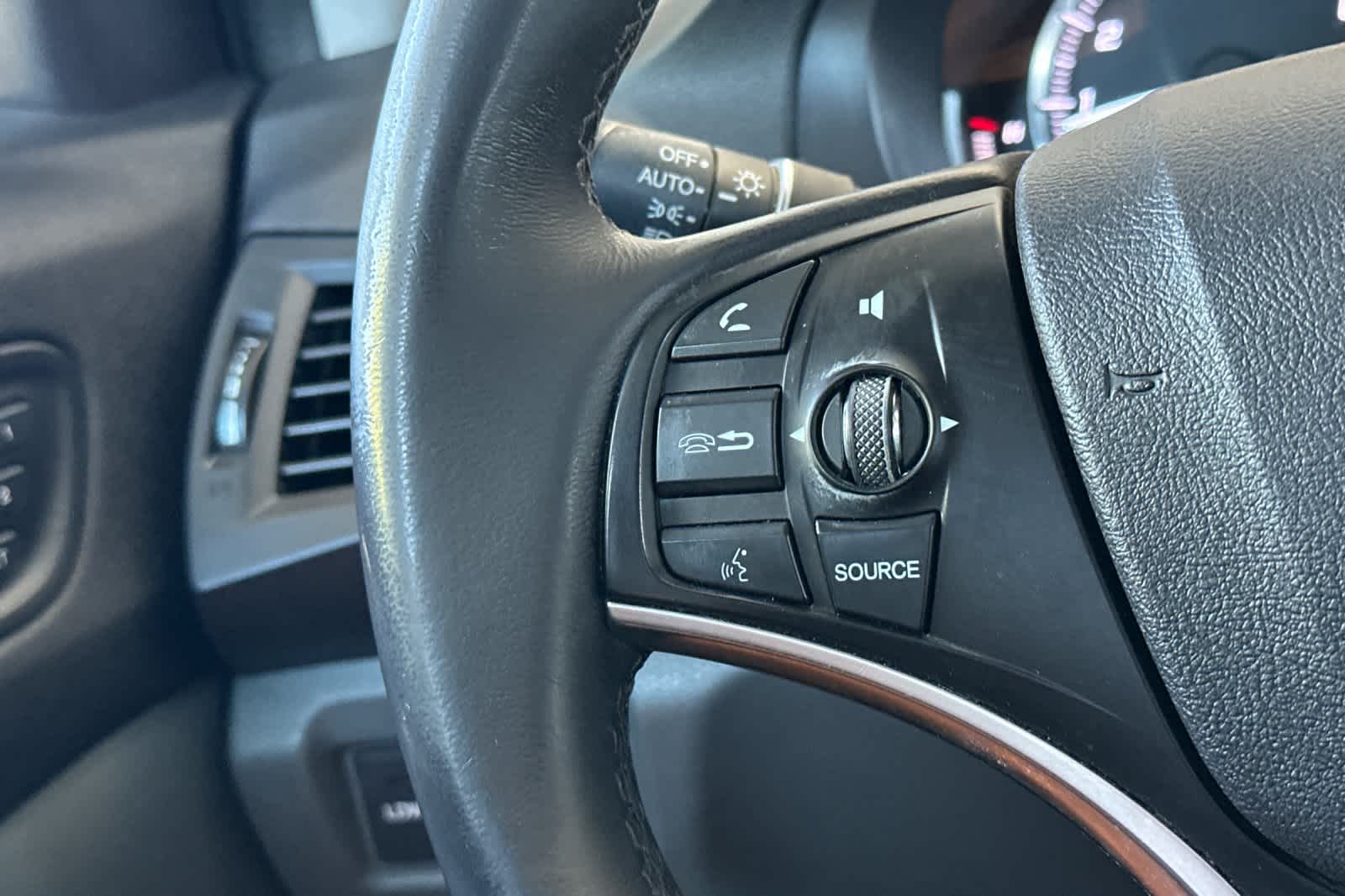 Thumbnail: 2015 Acura MDX - 28
