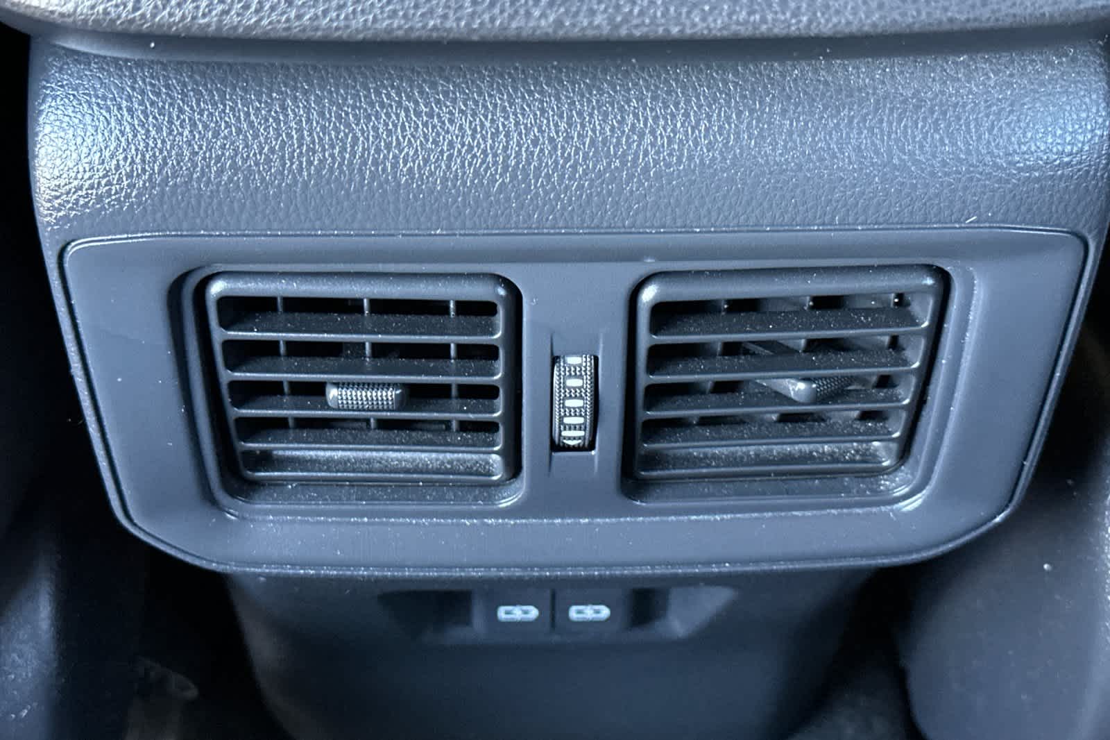 Thumbnail: 2023 Toyota RAV4 - 14