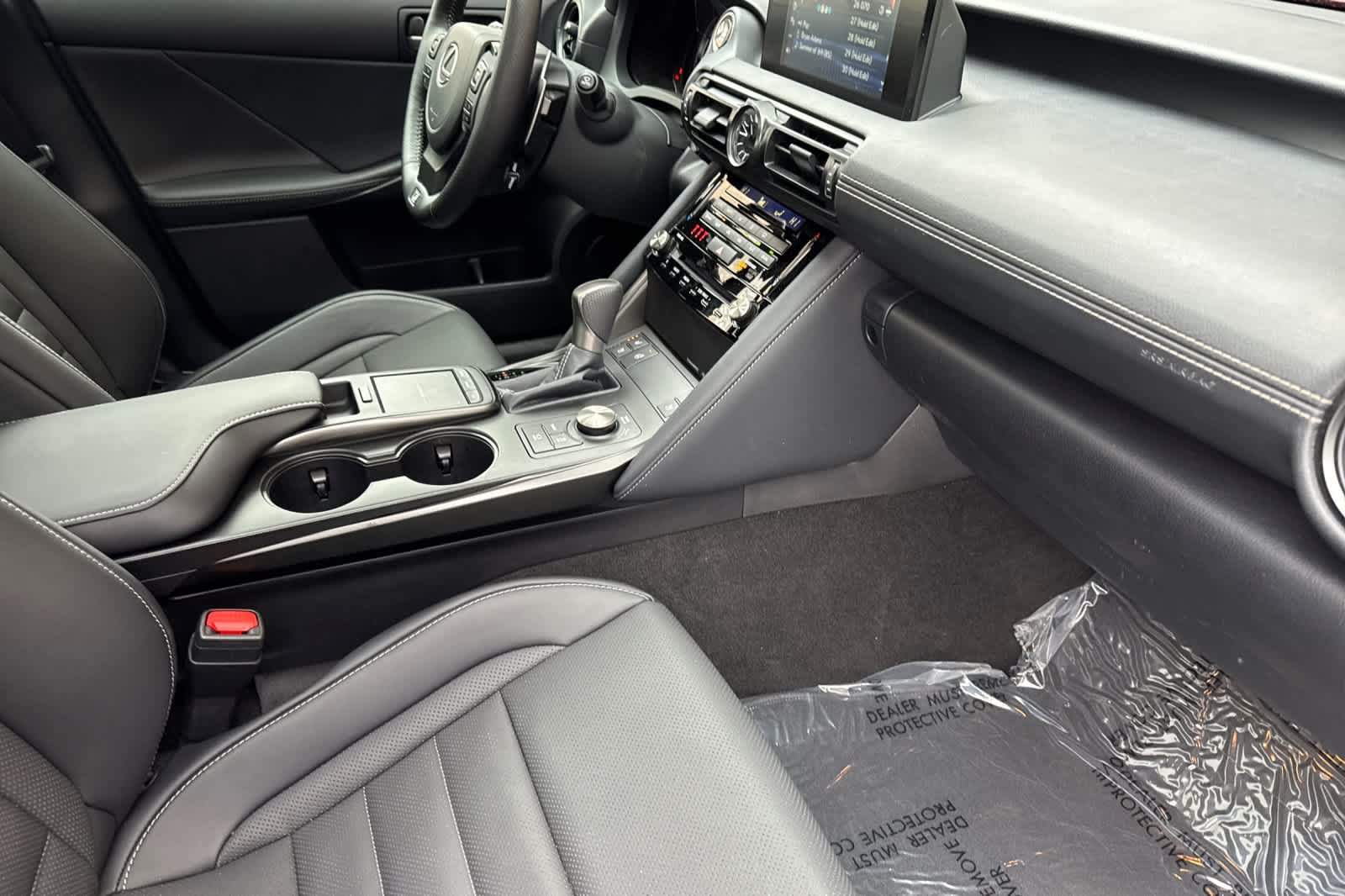 Thumbnail: 2025 Lexus IS - 16