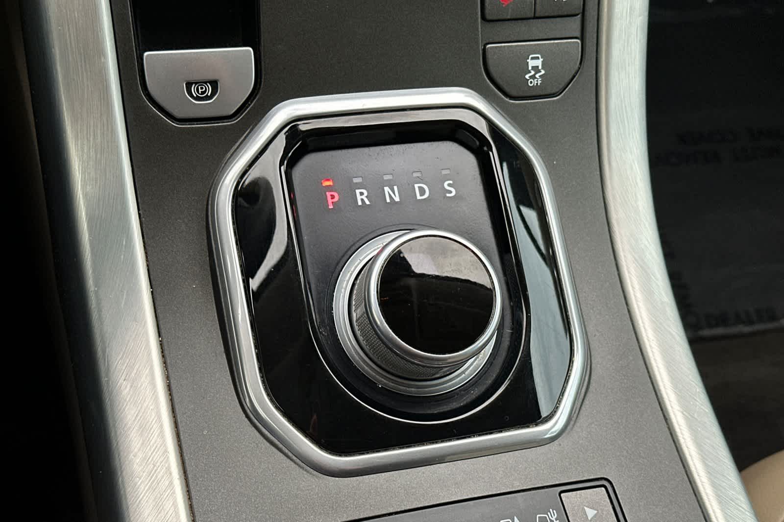 Thumbnail: 2016 Land Rover Range Rover Evoque - 24