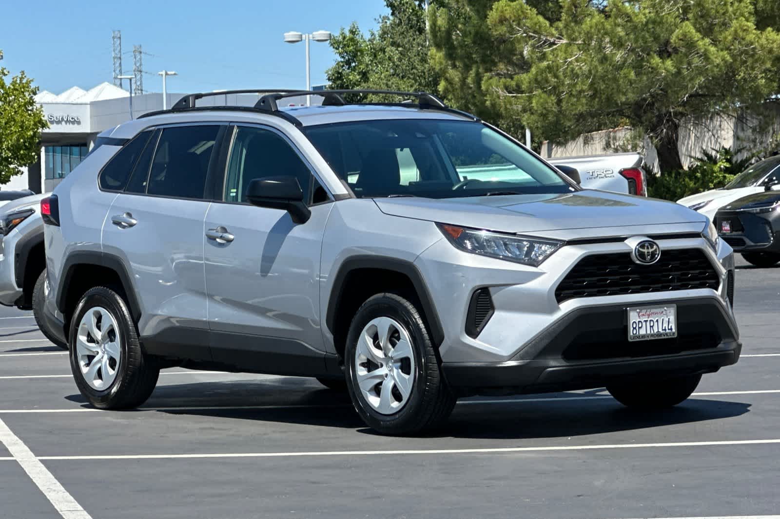 2020 Toyota RAV4 LE 5