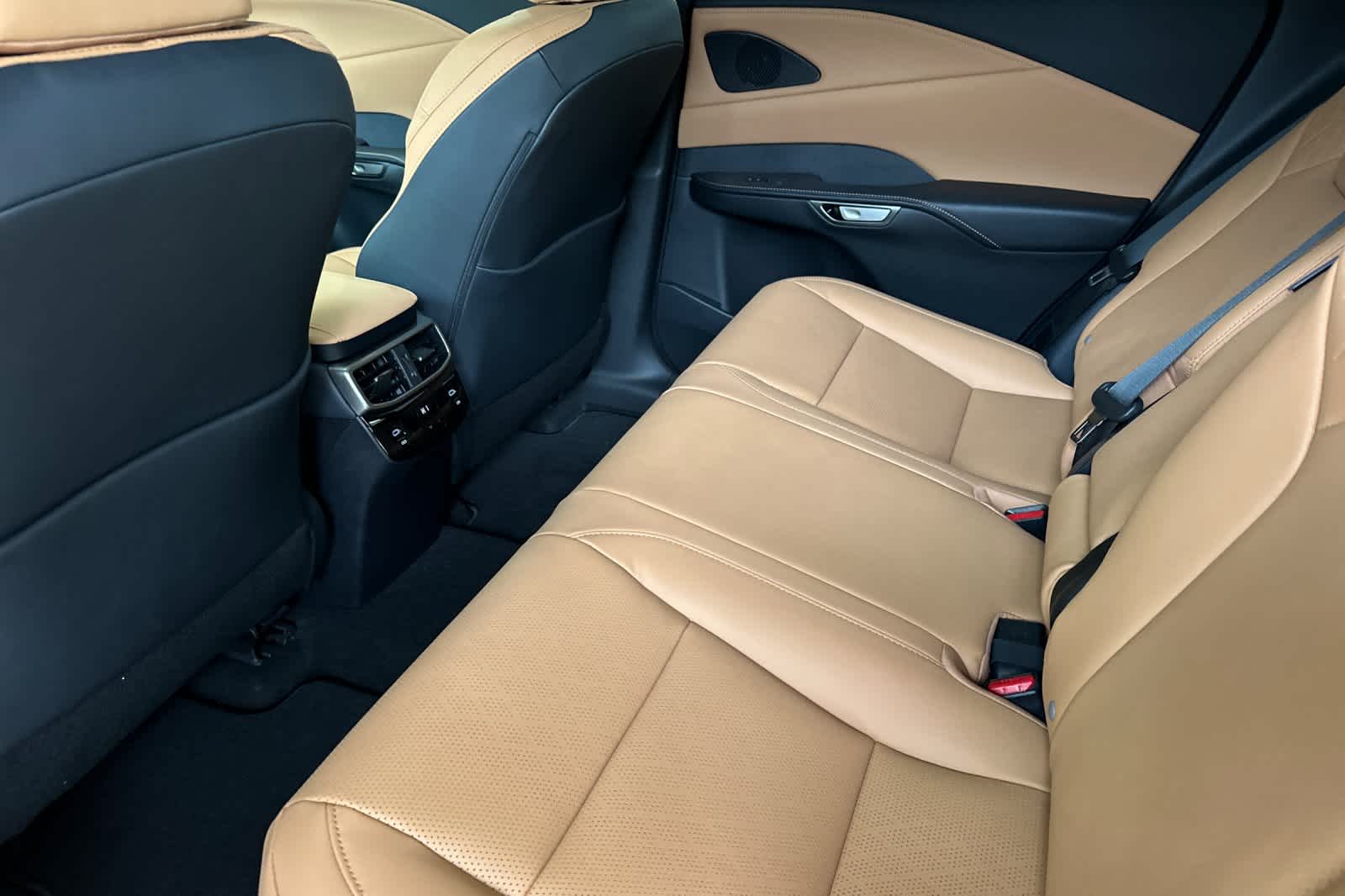 Thumbnail: 2026 Lexus RX - 4