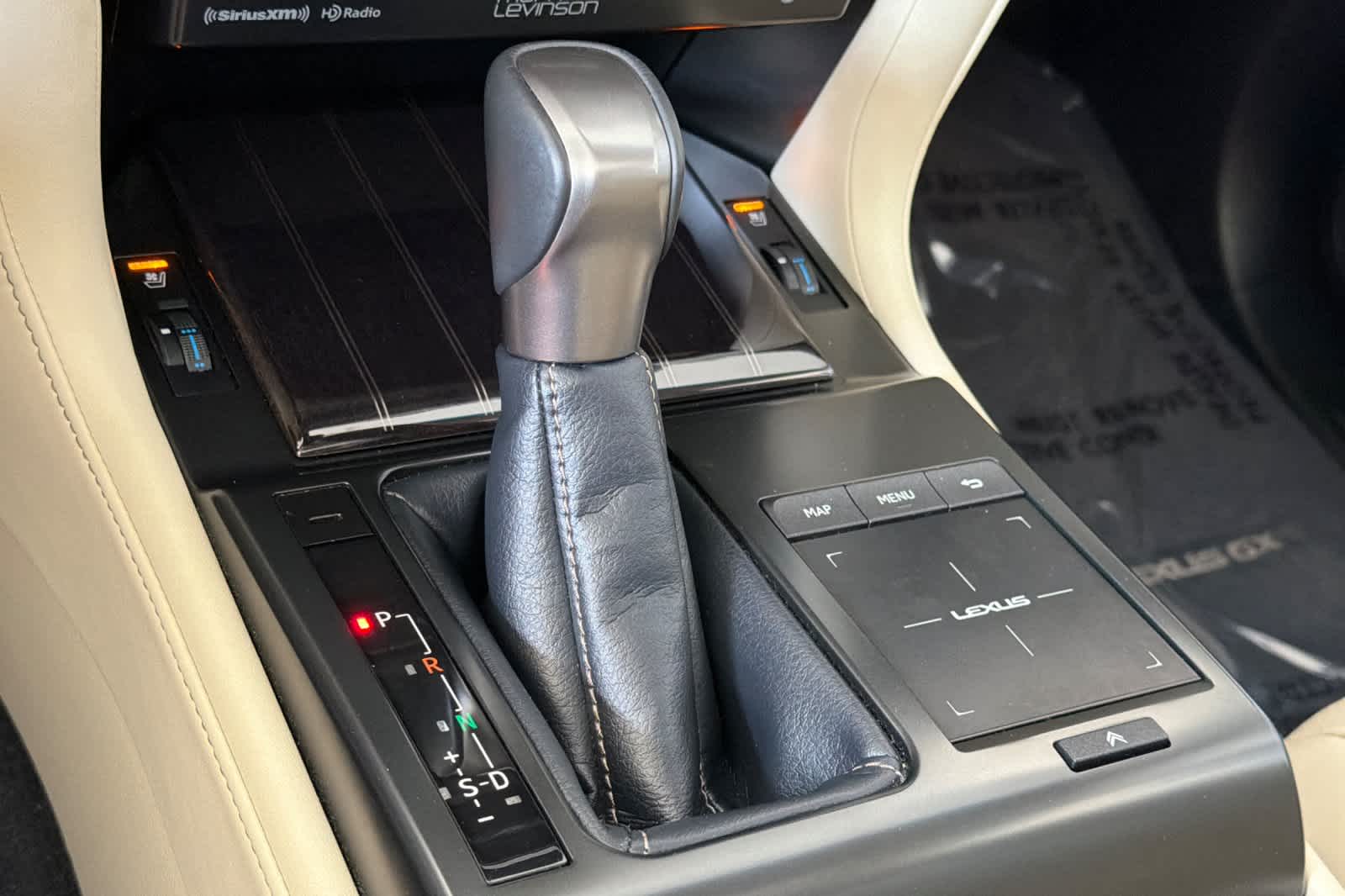 Thumbnail: 2023 Lexus GX - 23