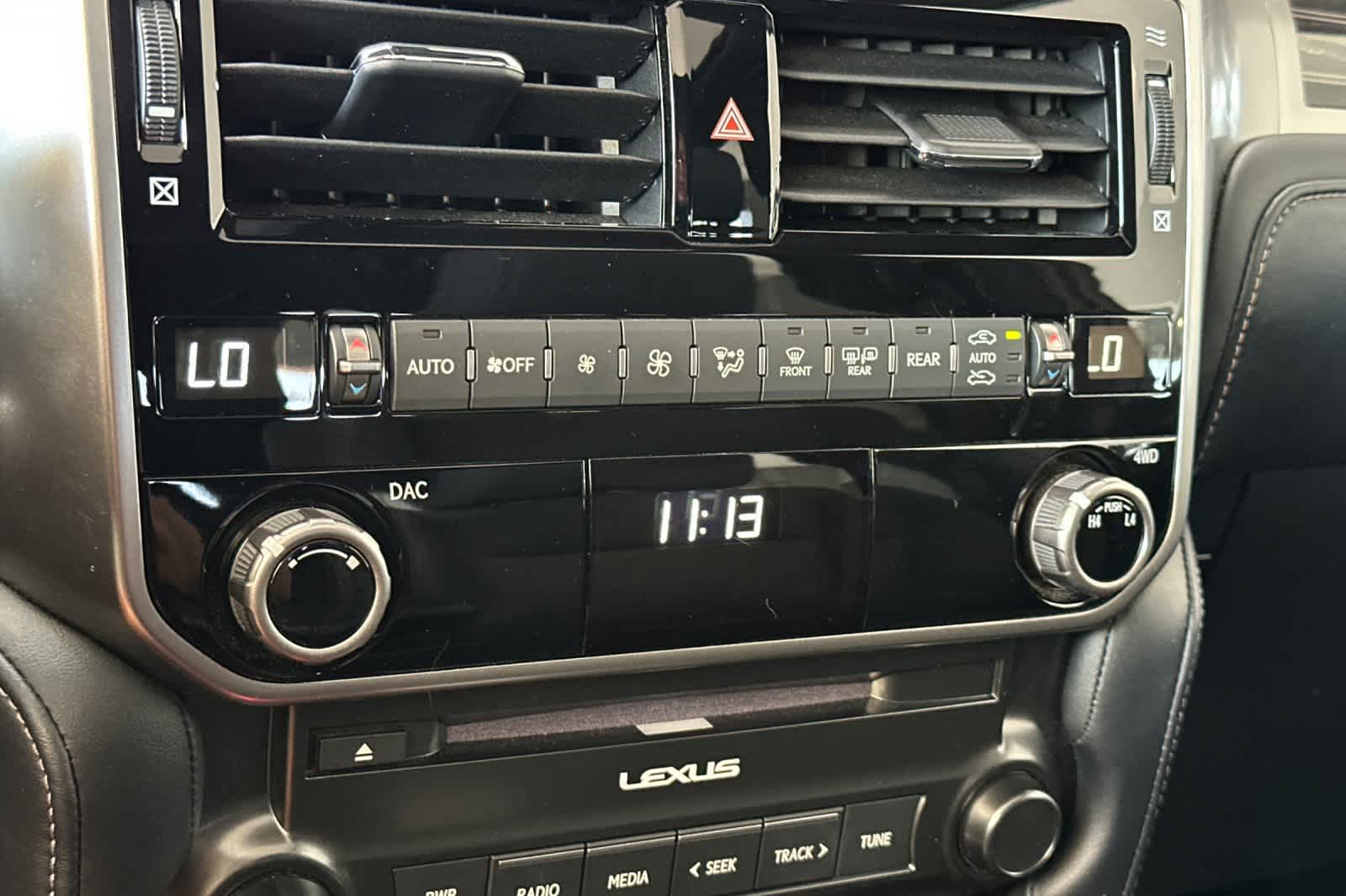 Thumbnail: 2023 Lexus GX - 23