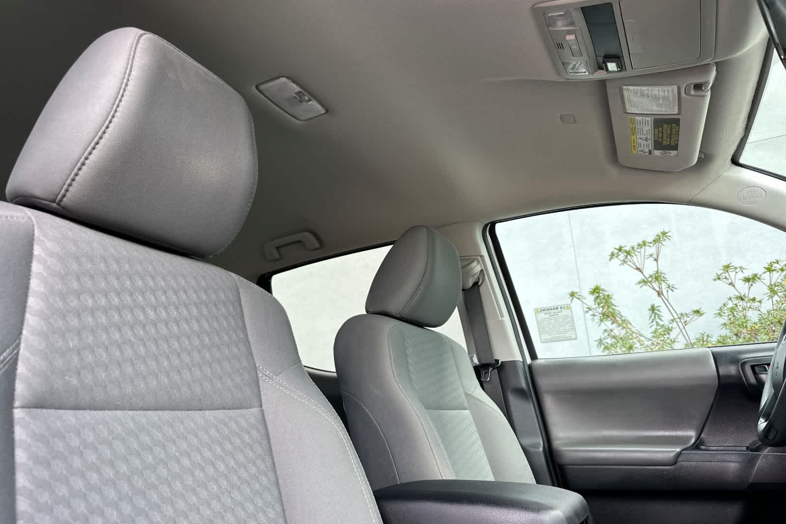 Thumbnail: 2020 Toyota Tacoma - 16