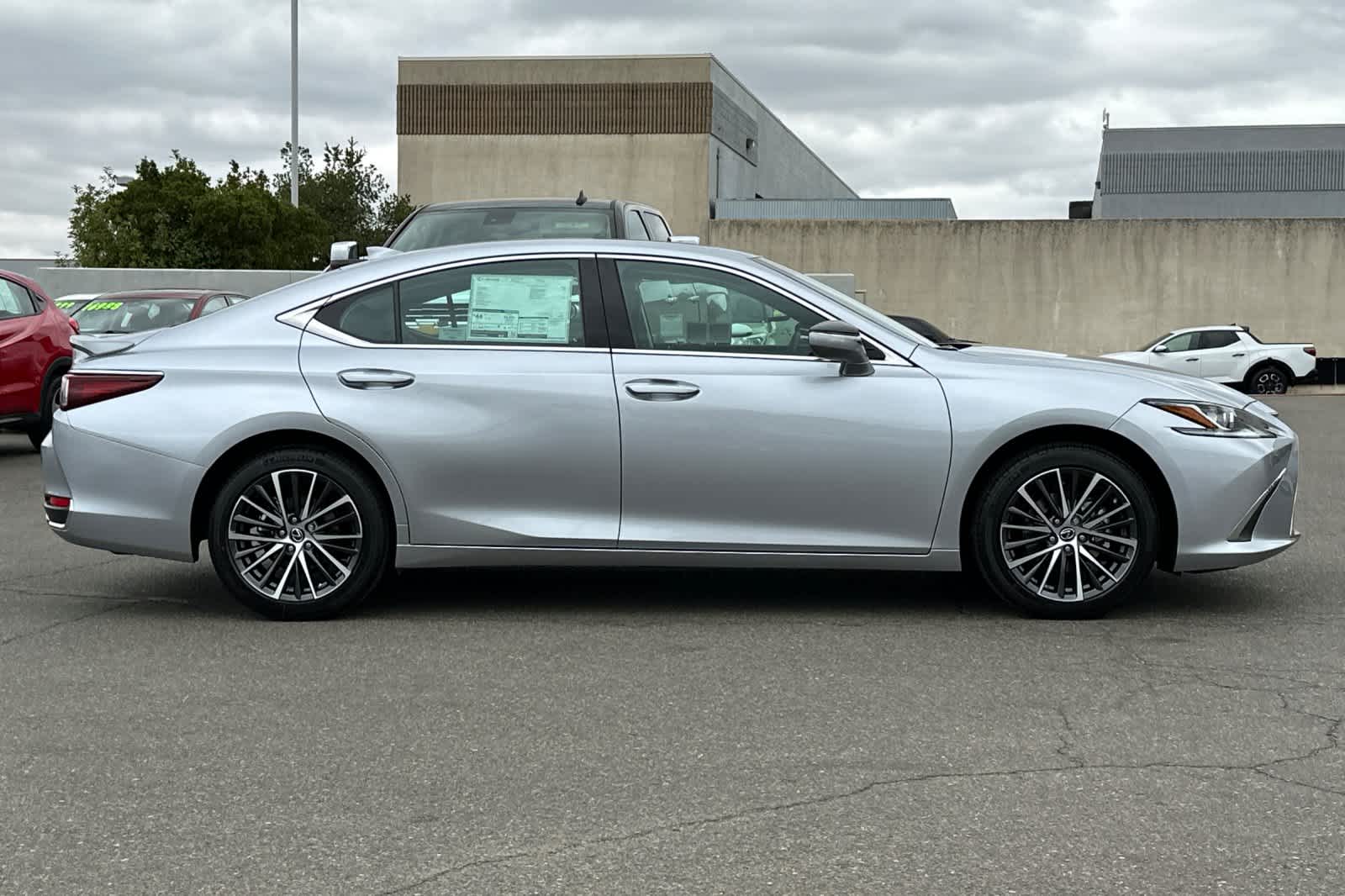 Thumbnail: 2025 Lexus ES - 6