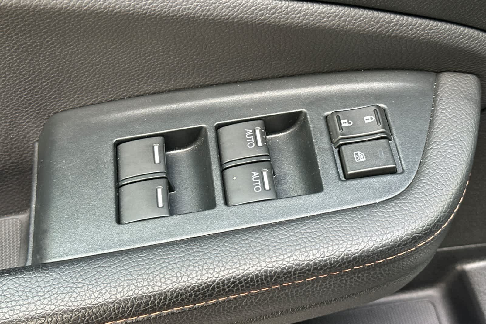 Thumbnail: 2023 Honda Passport - 13