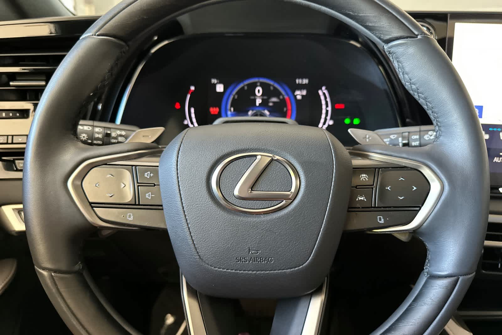 Thumbnail: 2024 Lexus RX - 26