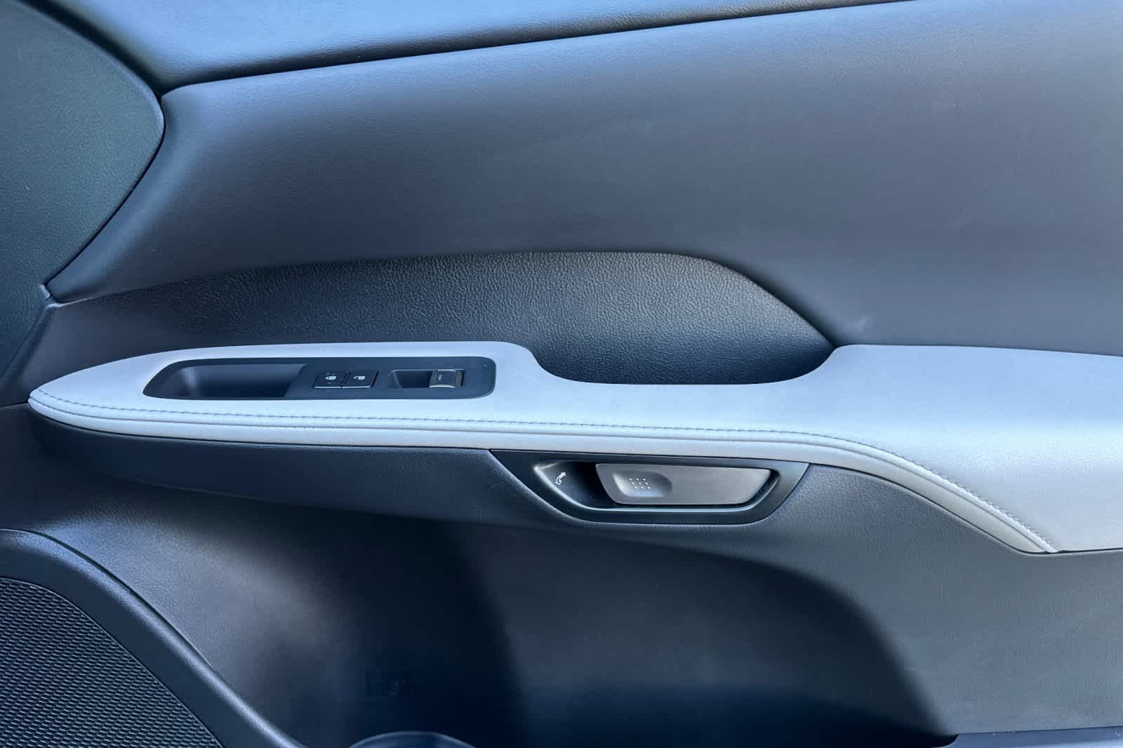 Thumbnail: 2025 Lexus RX - 19