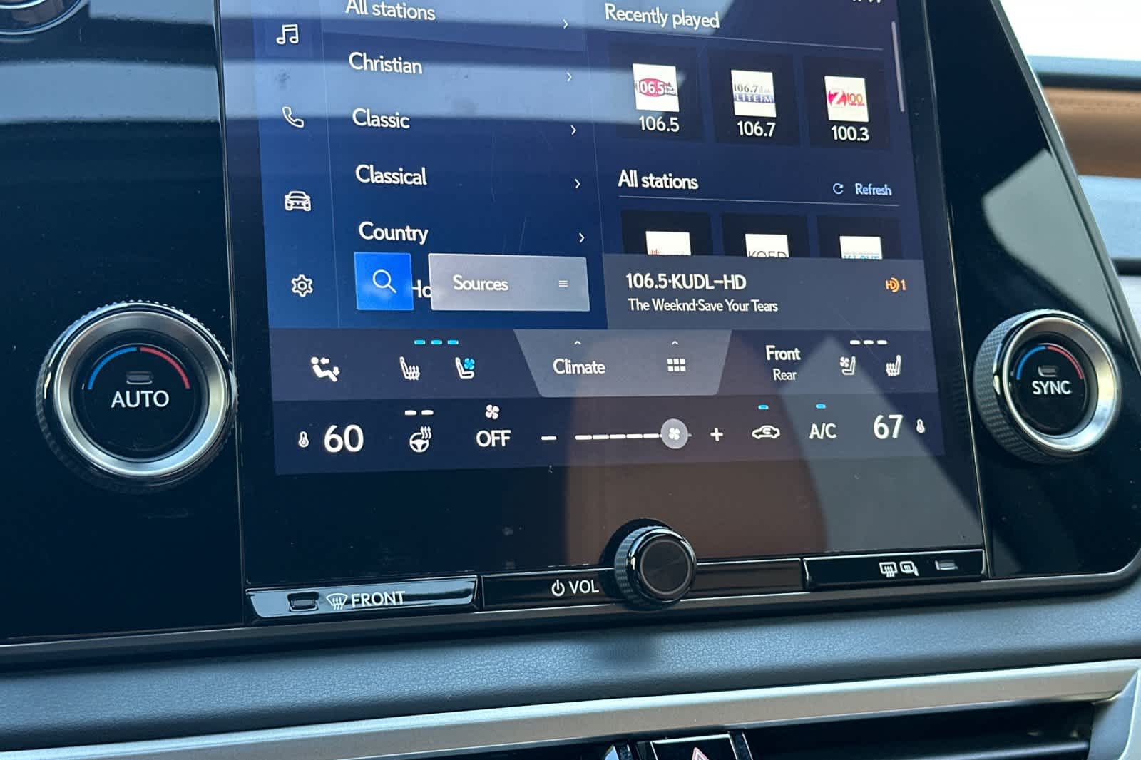 Thumbnail: 2024 Lexus RX - 22