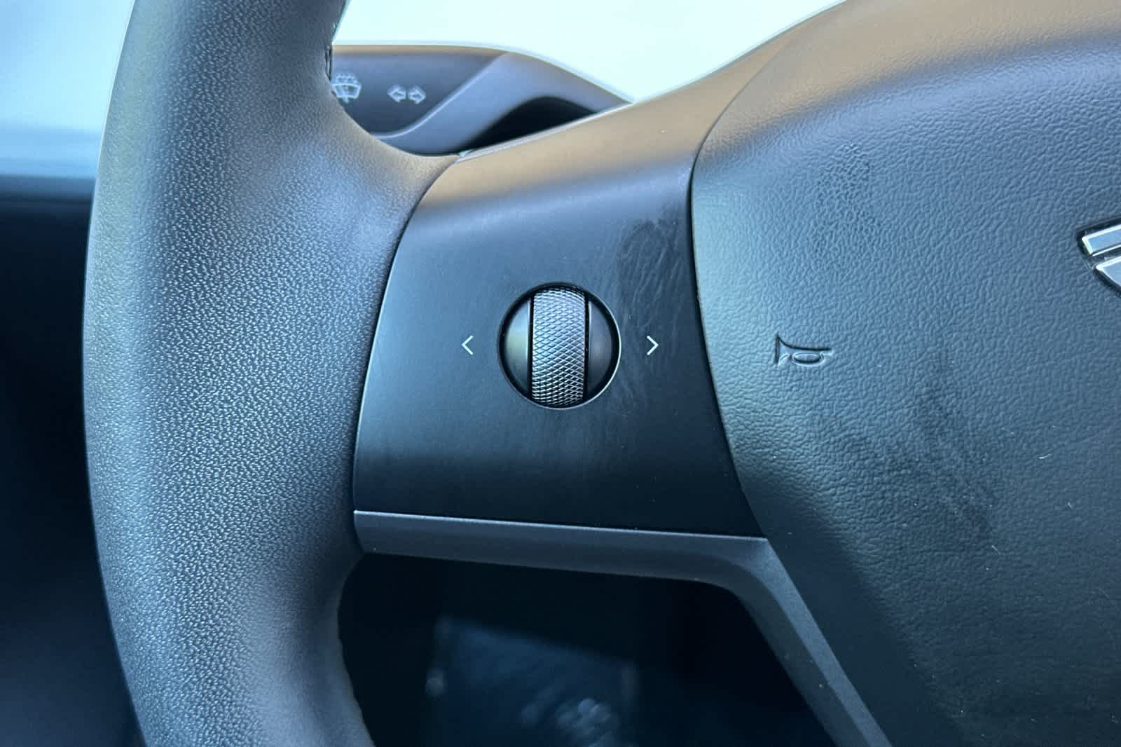 Thumbnail: 2023 Tesla Model 3 - 25