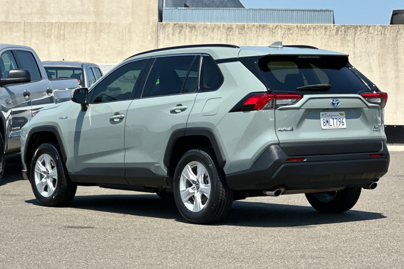 Thumbnail: 2020 Toyota RAV4 - 6