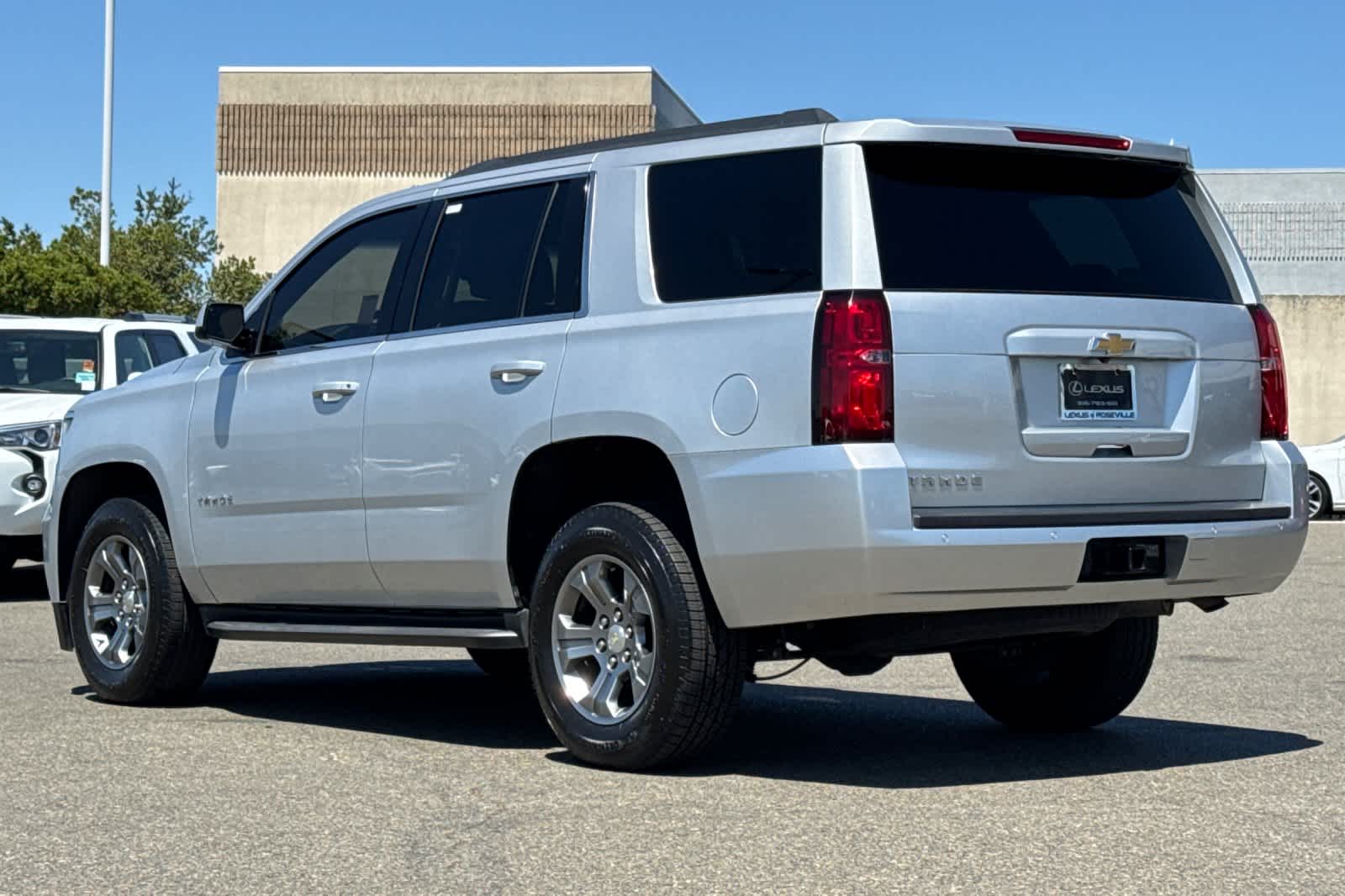 Thumbnail: 2018 Chevrolet Tahoe - 7