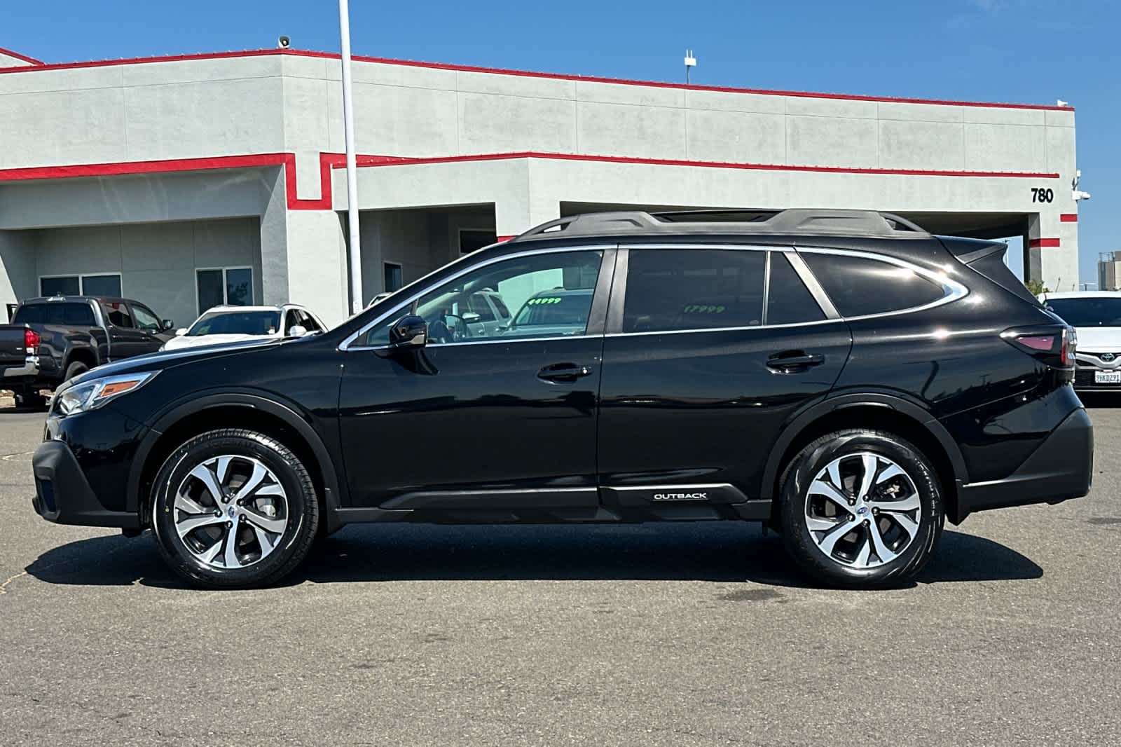 2021 Subaru Outback Limited 9